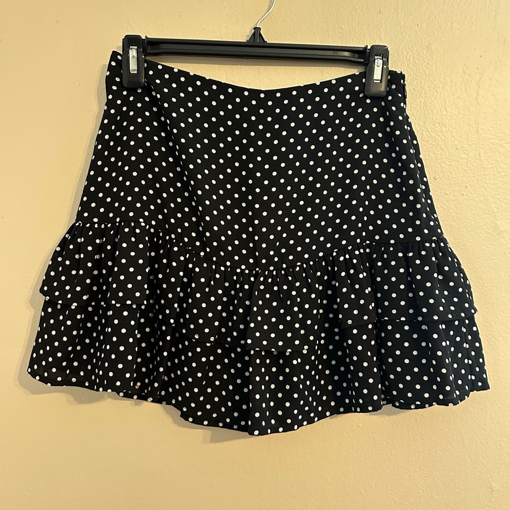 Forever 21 Black and White Polka Dot ruffle Mini Skirt